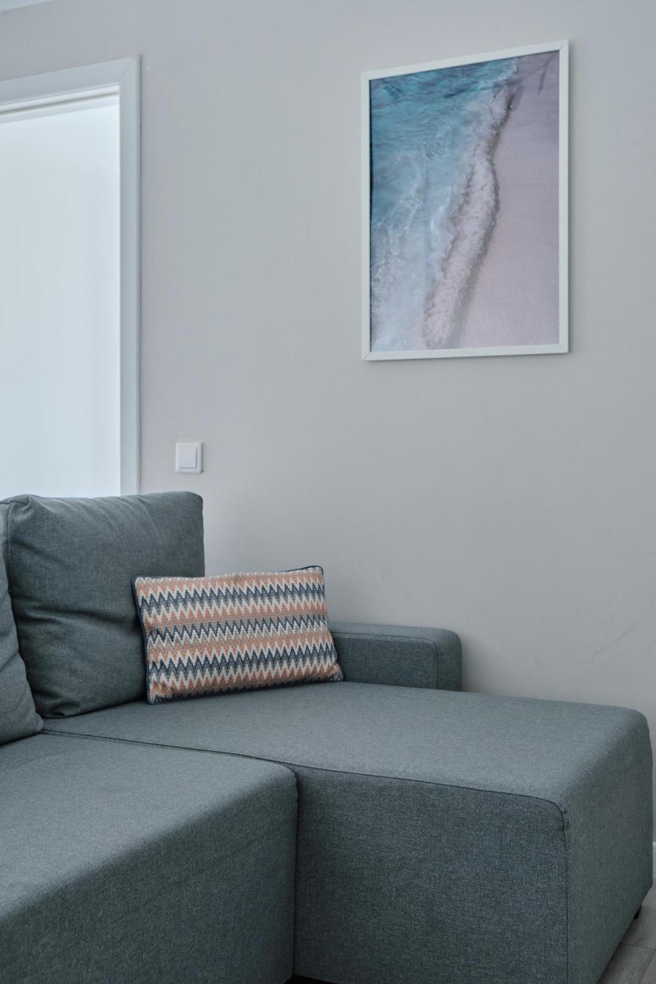 סמיי Seven City Apartments מראה חיצוני תמונה