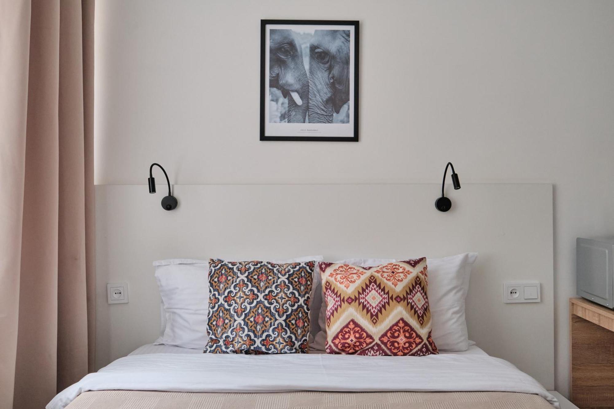 סמיי Seven City Apartments מראה חיצוני תמונה