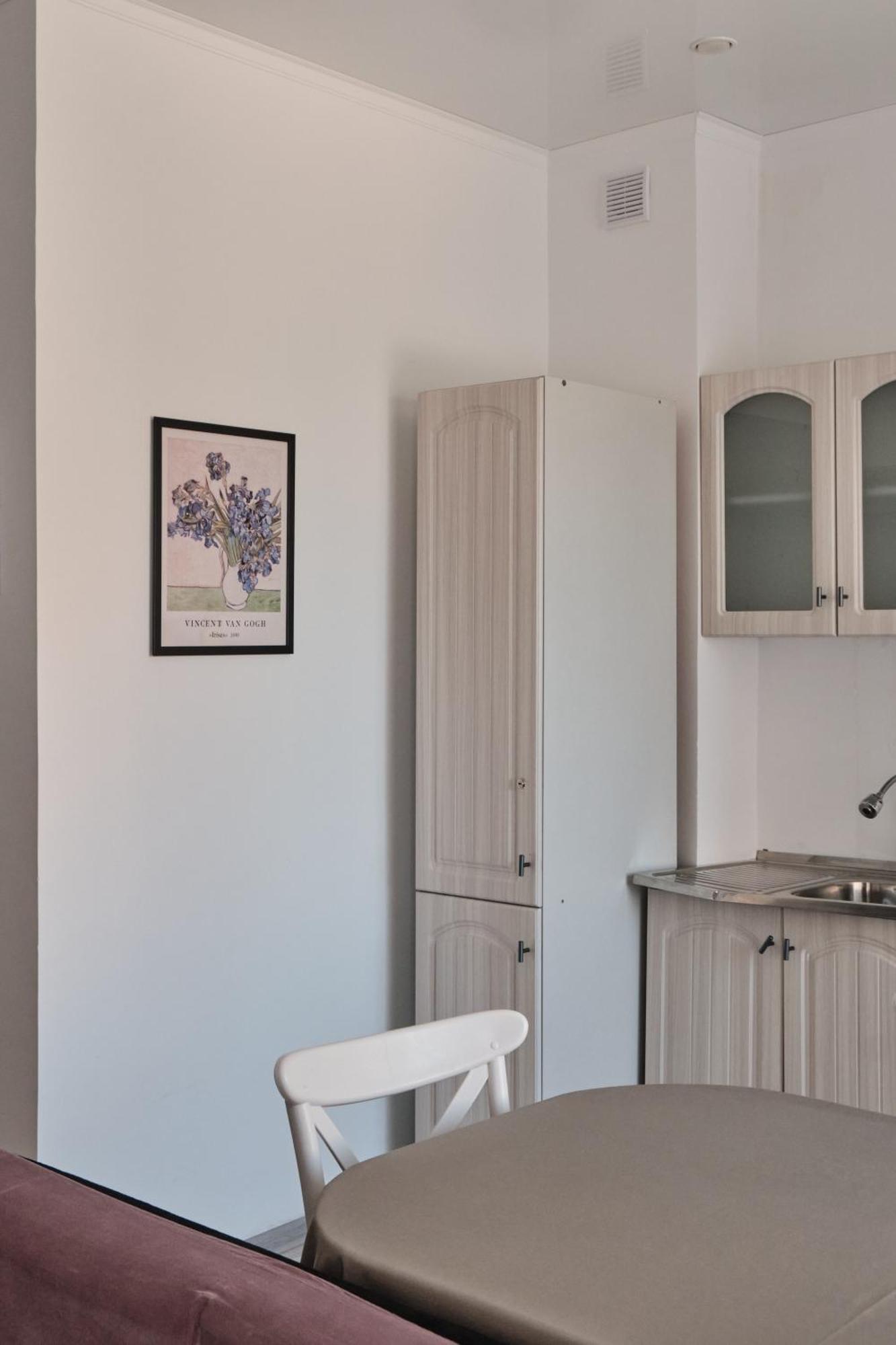 סמיי Seven City Apartments מראה חיצוני תמונה
