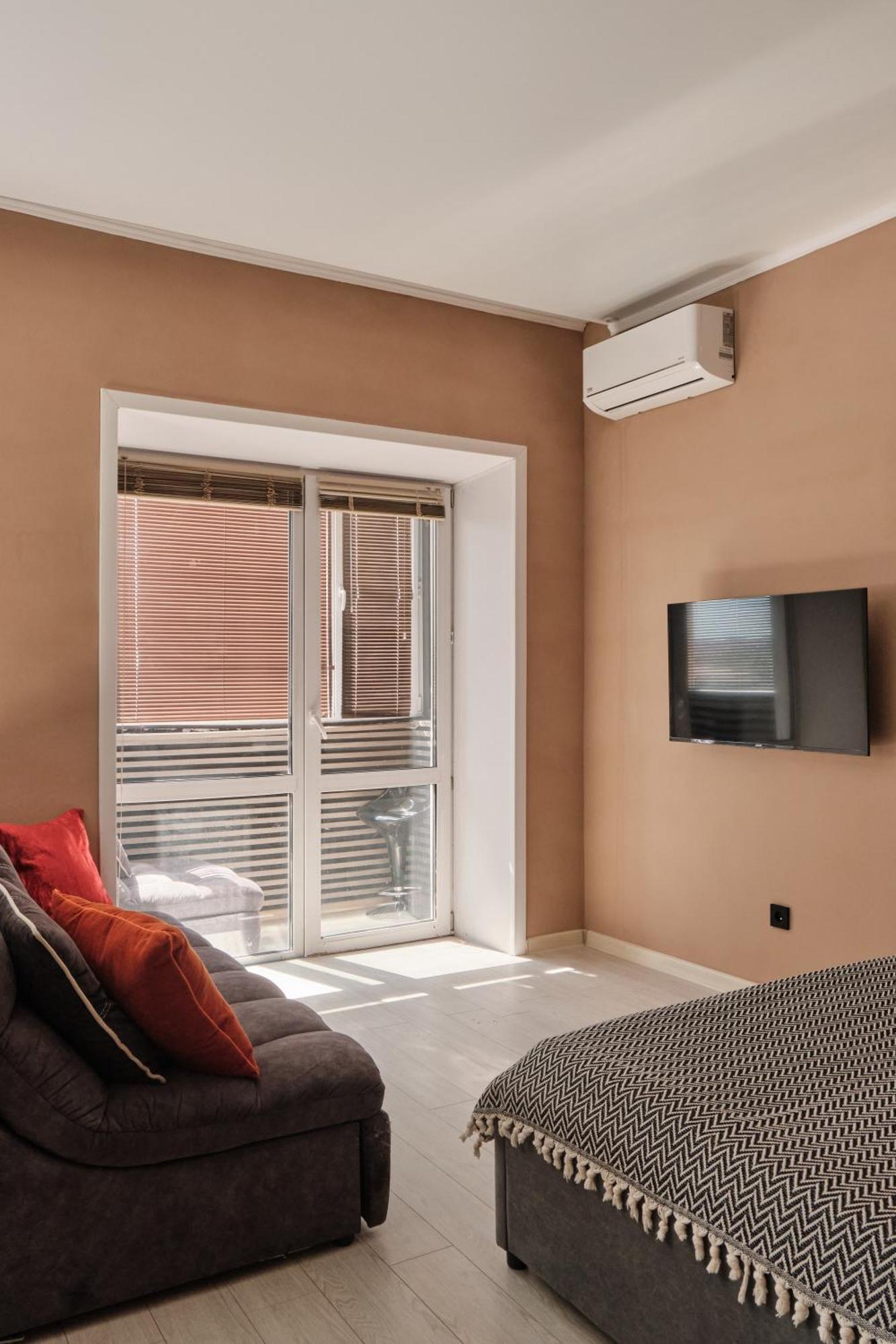 סמיי Seven City Apartments מראה חיצוני תמונה