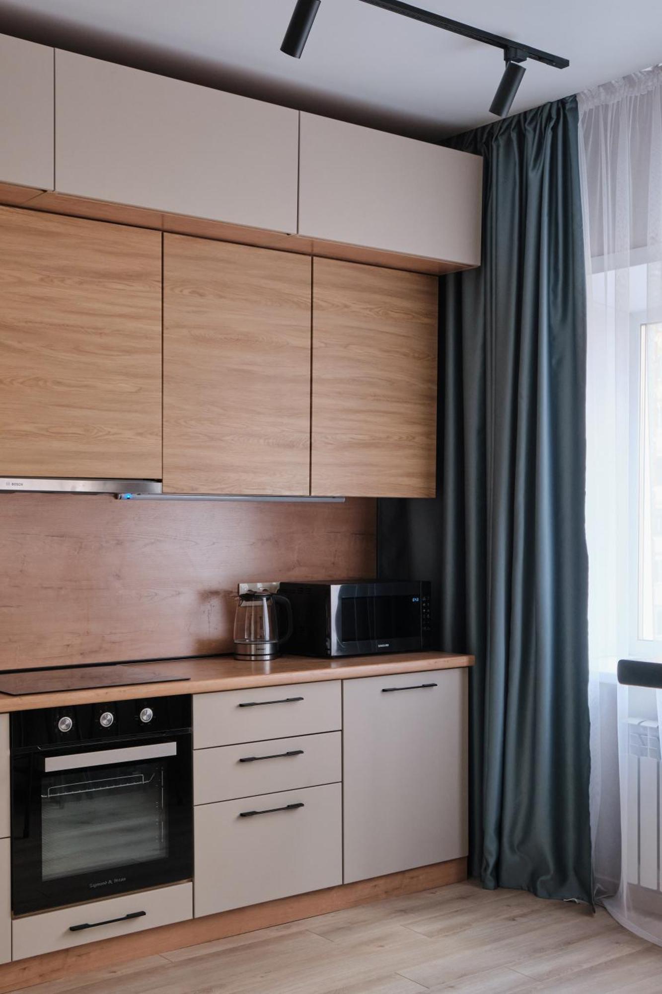 סמיי Seven City Apartments מראה חיצוני תמונה